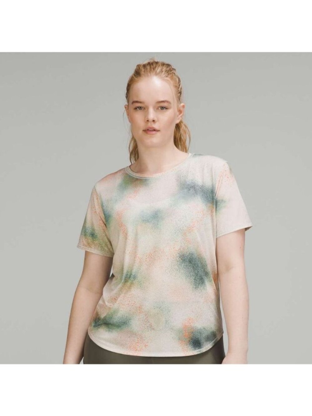Lululemon High Neck Running and Training T Shirt Spray Camo Sz 2 Pastel